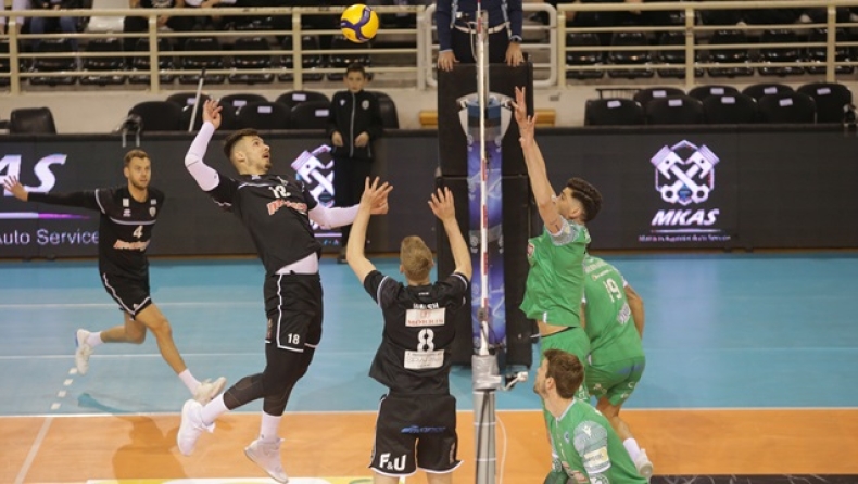 Φάση από το Παναθηναϊκός - ΠΑΟΚ στο βόλεϊ