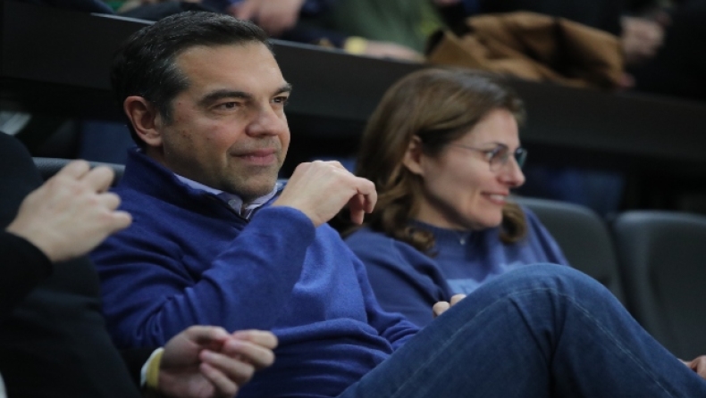 Παναθηναϊκός - Μπαρτσελόνα: Ο Αλέξης Τσίπρας στα επίσημα του ΟΑΚΑ