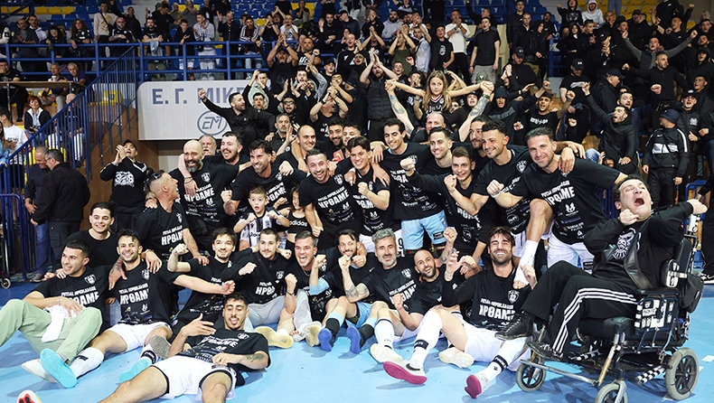 Ποδόσφαιρο σάλας: Ο ΠΑΟΚ πανηγυρίζει την άνοδο στη Super League! (photostory)