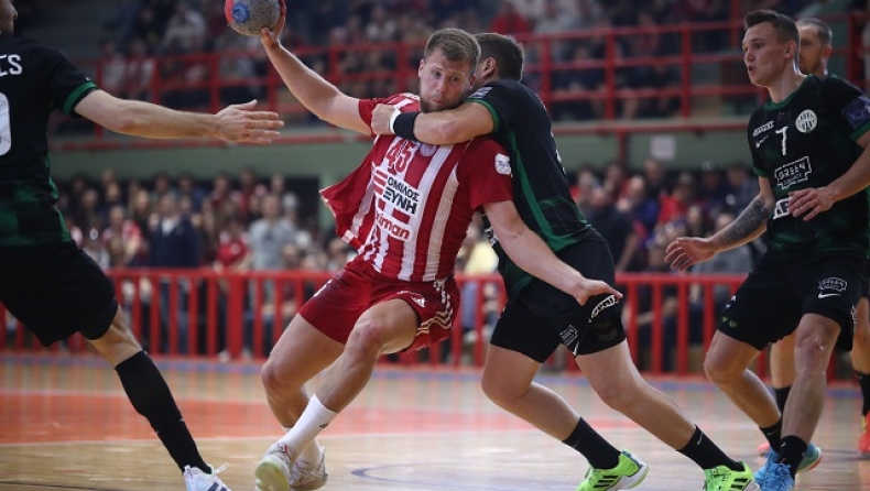 Η ομάδα χάντμπολ του Ολυμπιακού