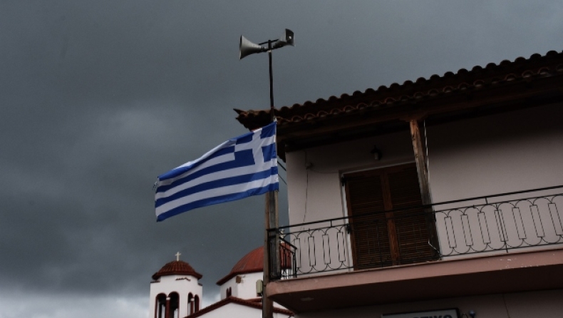 Πολικός αεροχείμαρρος στην Ελλάδα με... χιόνια: «Κακοκαιρία 24 ωρών με βροχές» λέει ο Καλλιάνος