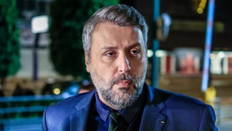 Διαψεύδει ο γιατρός τον Καλλιάνο: «Εξωφρενικό ψεύδος ότι πήρα φακελάκι 500 ευρώ από την σύζυγο του θανόντος» (vid)