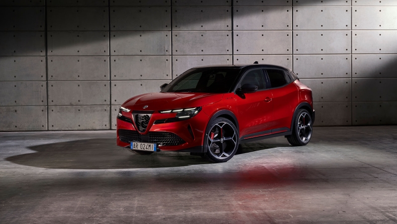 Alfa Romeo: H Junior παρουσιάστηκε για να επαναπροσδιορίσει τα στάνταρ στα B-SUV (vid)