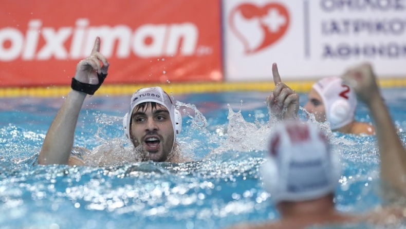 Ο Δημήτρης Nικολαΐδης