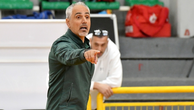 Ο Γιάννης Καλμαζίδης