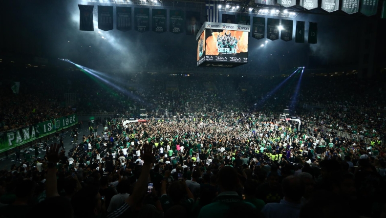 Παναθηναϊκός: Πρόστιμο 24.000 ευρώ από την Euroleague για την είσοδο των οπαδών και τα καπνογόνα στο Game 5