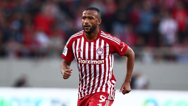 Ελ Καμπί: «Πριν δεν είχα χρήματα και τώρα, με τη βοήθεια του Θεού, είμαι σε τελικό Conference League»