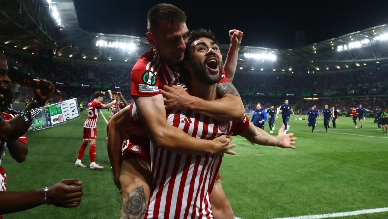 Ολυμπιακός: Η Εθνική ομάδα συνεχάρη τους Πειραιώτες