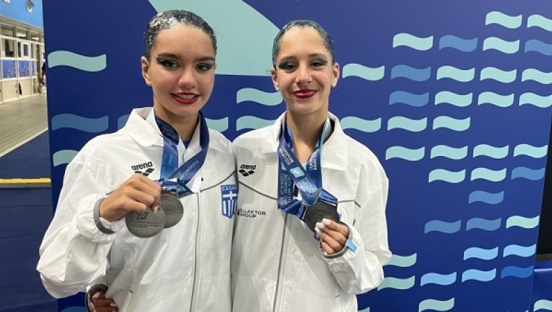 Ισμήνη Μαρία Καραβασίλη και Ηλέκτρα Ράπτη 