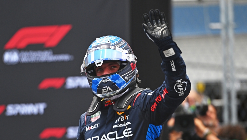 F1 - Φερστάπεν: «Η εκκίνηση δεν ήταν καλή, αναγκάστηκα να στριμώξω τον Λεκλέρ»
