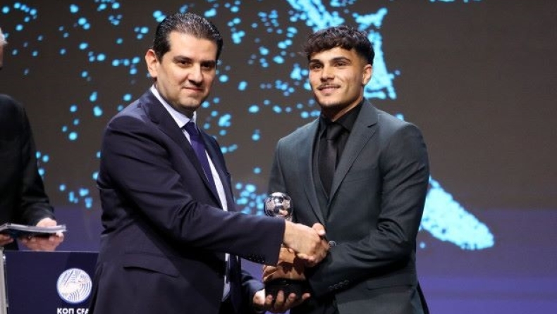 Χάμπος Χαραλάμπους: Κορυφαίος νέος ποδοσφαιριστής της χρονιάς