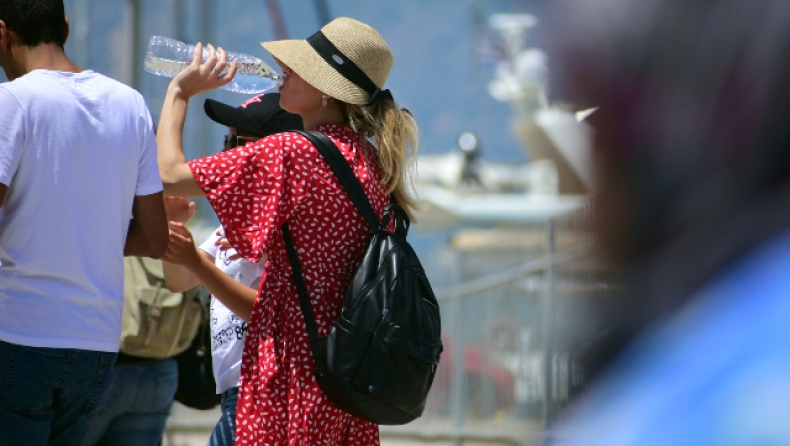 Αγανάκτηση για τις αυξήσεις σε εμφιαλωμένα νερά, αναψυκτικά και μπίρες (vid)