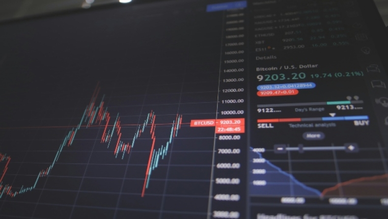 Οικονομολόγος προειδοποιεί για το μέλλον της οικονομίας: «Βρισκόμαστε στα πρόθυρα ενός οικονομικού κραχ» (vid) 