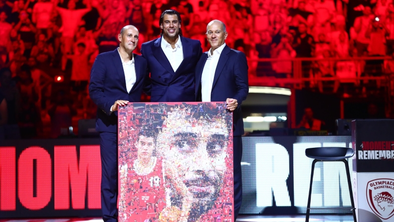 LIVE TV η συνέντευξη τύπου της βραδιάς του Γιώργου Πρίντεζη