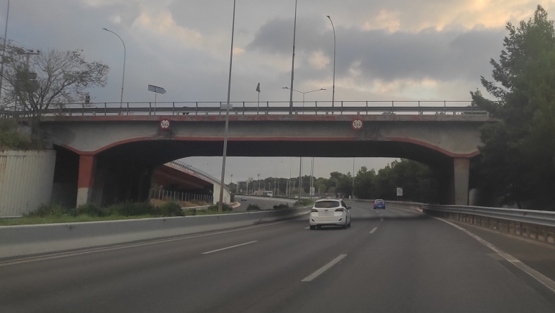 Βαρυμπόμπη: Η γέφυρα που «κοστίζει» 25 εκατ. ευρώ κάθε χρόνο