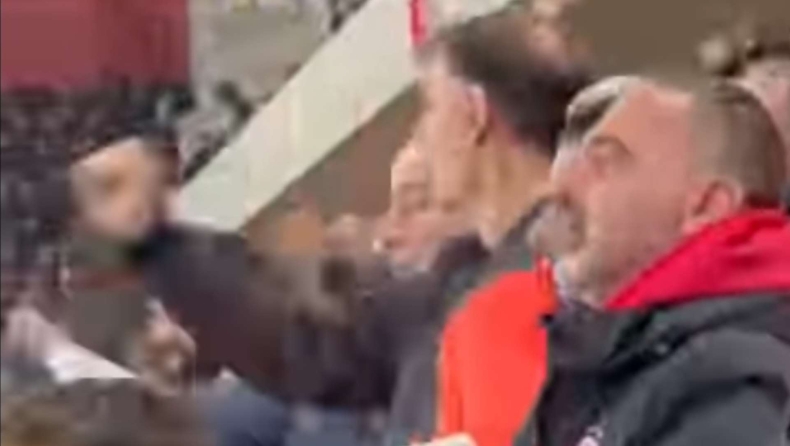 Ολυμπιακός-ΑΕΚ 4-1: Ο Μπαρτζώκας αποθέωσε τον Ελ Καμπί! (vid)