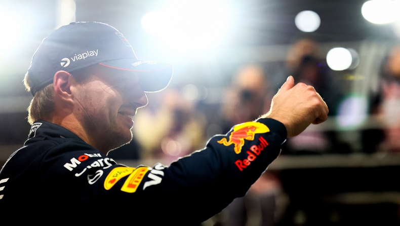 F1 - Φερστάπεν: «Είναι τρελό που είμαι στην pole, ευχαριστώ την ομάδα» 