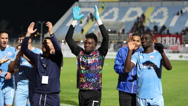 ΕΝΠ - Νέα Σαλαμίνα 0-0, 4-2 πεν. : Με αλλαγή Αντεμπάγιο και «μοιραίο» Τόμοβιτς στα προημιτελικά η ΕΝΠ (vid)