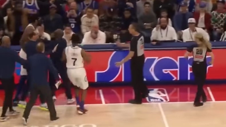 Σίξερς - Σπερς: Έξω φρενών ο Εμπίντ, προκάλεσε χαμό μετά την αποβολή του (vid)