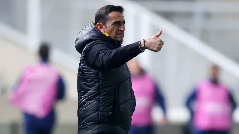 ΑΠΟΕΛ, Χιμένεθ: «Υπήρχαν αδικίες, όπως η αποβολή του Σατσιά, ο διαιτητής μπερδεύτηκε εναντίον του ΑΠΟΕΛ»