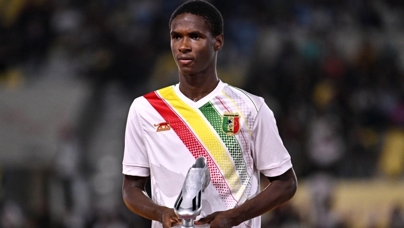 Από το Μάλι στη Βαρκελώνη: Η Μπαρτσελόνα «έδεσε» μέχρι το 2028 τον 17χρονο Ντιαρά 