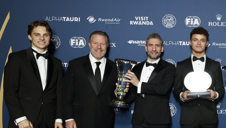 F1 - Τέλος στην πολυετή «ξηρασία», στα χέρια της McLaren το τρόπαιο του πρωταθλητή (vid)