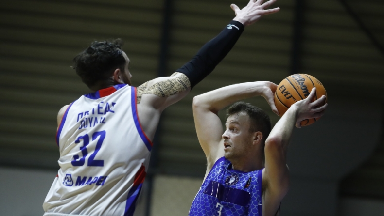 Πρωτέας Βούλας - Ηρακλής 85-93: Έβδομη σερί νίκη για τον «Γηραιό» με ηρωικό Παπαρέγκα στην παράταση