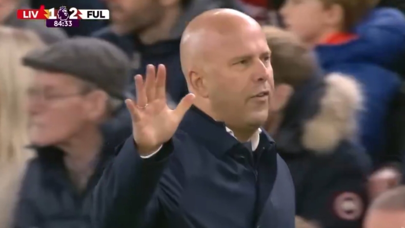 Λίβερπουλ - Φούλαμ: Ο Σλοτ μετρούσε τις καθυστερήσεις του Λένο πριν το γκολ της ισοφάρισης (vid)