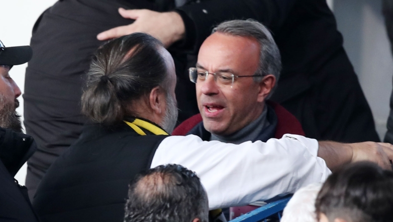 Είδε Λαμία – ΑΕΚ ο Χρήστος Σταϊκούρας, τα 'πε με Ηλιόπουλο!