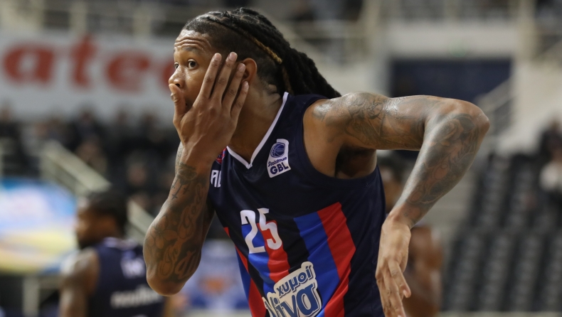 ΠΑΟΚ - Πανιώνιος: Ο Μπράουν έβαλε τα κλάματα όταν κατάλαβε ότι δεν μπορούσε να παίξει στο δεύτερο μισό του ματς