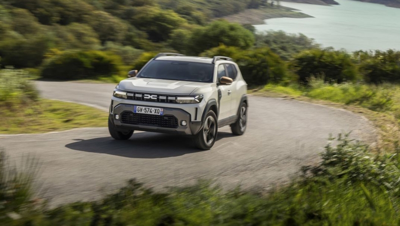 Dacia: To 2024 ήταν η χρονιά των βραβεύσεων για το Duster