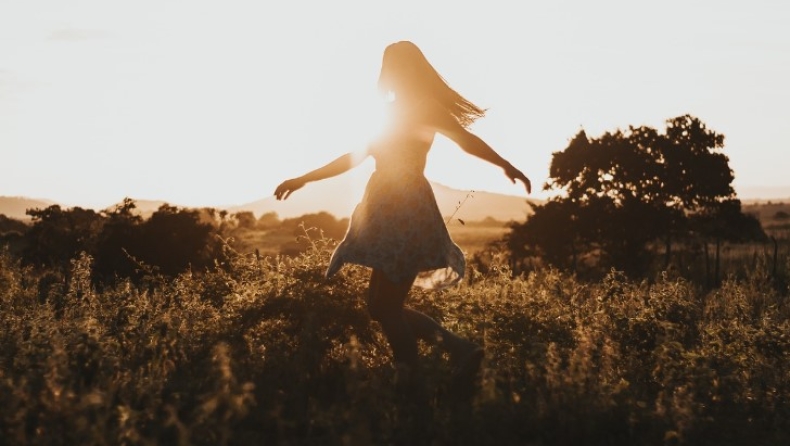 Ο πολύ «αρσενικός» Μαρκ Ζάκερμπεργκ, επιτρέπει πλέον στο Facebook τη χρήση του όρου «αντικείμενα οικιακής χρήσης» για τις γυναίκες