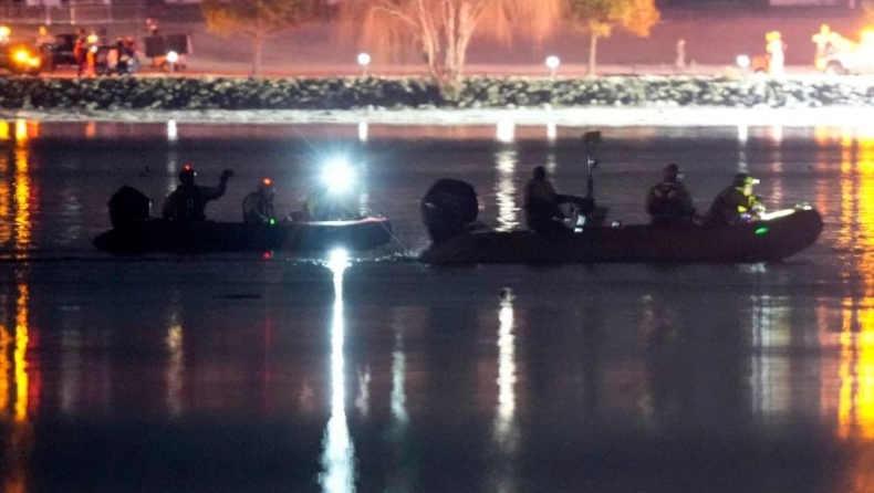 Σοκάρει το ηχητικό ντοκουμέντο από Ουάσινγκτον: Ο ελεγκτής εναέριας κυκλοφορίας ουρλιάζει κατά τη σύγκρουση (vid)