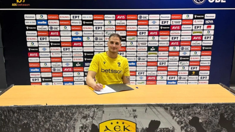 Αρσενόπουλος: «Είμαι έτοιμος να υπηρετήσω την ΑΕΚ»