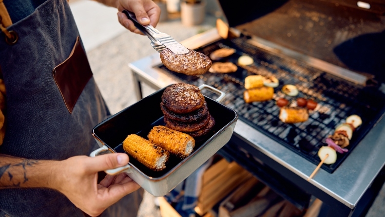 Ετοιμάζεσαι για BBQ; Σου έχουμε τα απαραίτητα tips πριν αγοράσεις καινούργια ψησταριά 