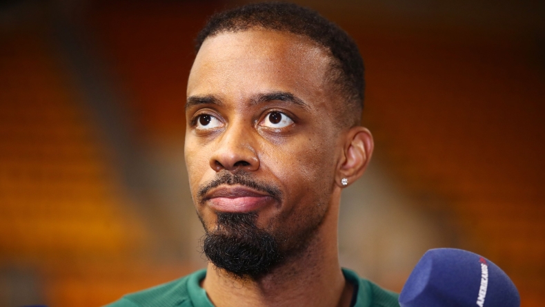 Μπράουν: «Είναι ωραίο να ακούς τον κόσμο να φωνάζει το όνομά σου»