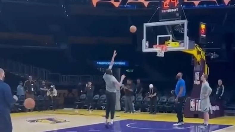 Λέικερς - Μάβερικς: Ο Ντέιβις κάνει σουτάκια πριν το ματς, διαθέσιμος ο Λούκα (vid)