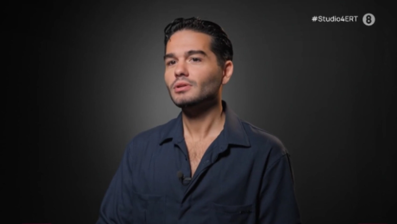 Στον εισαγγελέα ο Χρήστος Μάστορας, με χειροπέδες καπέλο και μάσκα