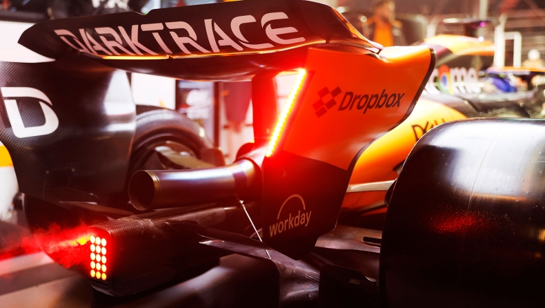 F1: Η McLaren του 2025 βρυχάται για πρώτη φορά