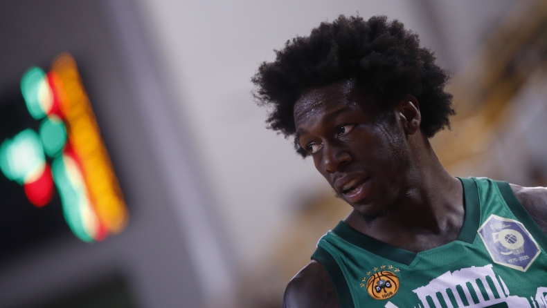 Κέντρικ Ναν: Αποθέωση στον άλλοτε συμπαίκτη του στο NBA, Τάιλερ Χίρο για τον διαγωνισμό τριπόντων