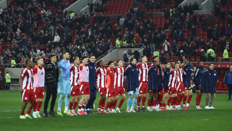 Ολυμπιακός-ΑΕΚ 6-0: «Είσαι στο μυαλό» από παίκτες και κόσμο σ' ένα μαγικό βράδυ (vid)
