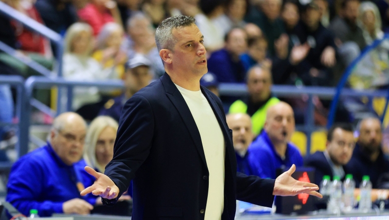 Παπανικολόπουλος: «Να μείνουμε στο τελευταίο ματς του Γουότσον και όχι στην ένταση στο φινάλε» (vid)