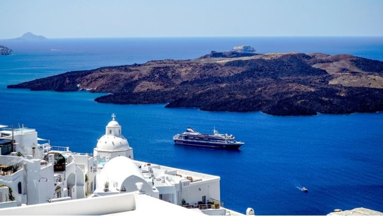 Σαντορίνη: Σε κατάσταση έκτακτης ανάγκης ο Δήμος Θήρας λόγω της σεισμικής δραστηριότητας