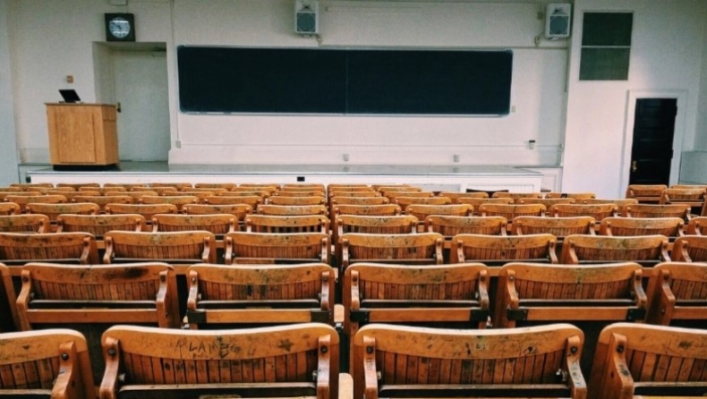  Στον «αέρα» χιλιάδες σπουδαστές: Πότε διαγράφονται οι «αιώνιοι» φοιτητές