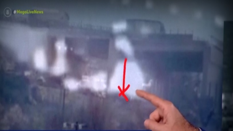 Τέμπη: Πραγματογνώμονας των οικογενειών των θυμάτων δείχνει το σημείο της ανάφλεξης στο τρένο - «Στην πρώτη πλατφόρμα η πηγή της έκρηξης»