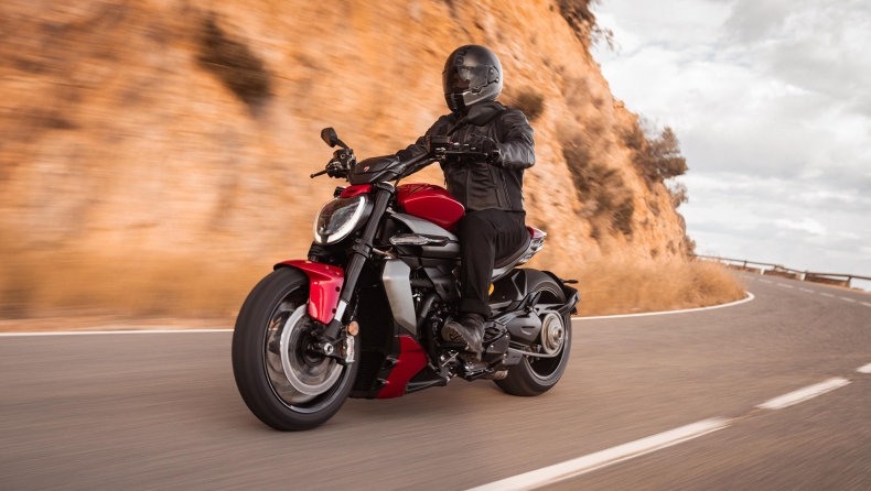 Ducati XDiavel V4: To απόλυτο sport cruiser με DNA από MotoGP (vid)