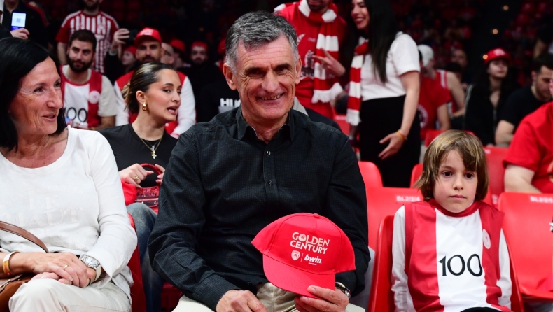 Ολυμπιακός - Παναθηναϊκός: Αποθεώθηκε στο ΣΕΦ ο Μεντιλίμπαρ (vid)