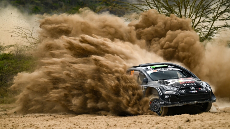 WRC - Ράλλυ Σαφάρι: H ατυχία του Τάνακ έφερε τον Έβανς στην κορυφή (vid)