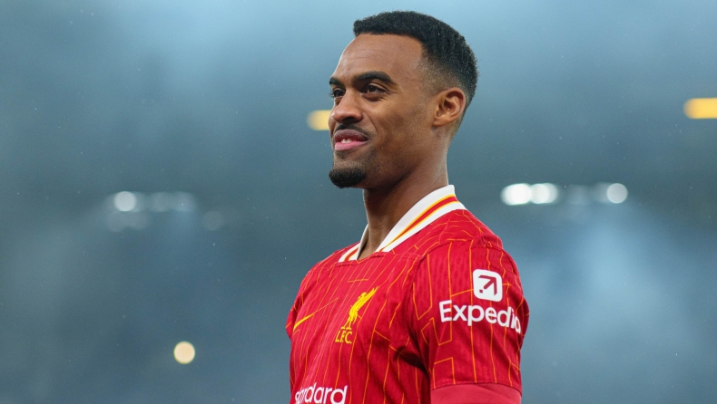 Χράφενμπερχ: Ανανέωσε με τη Λίβερπουλ έως το 2032 