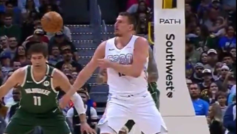 Γιόκιτς: Η αδιάνοητη no look ασίστ του... Joker κόντρα στους Μπακς (vid)